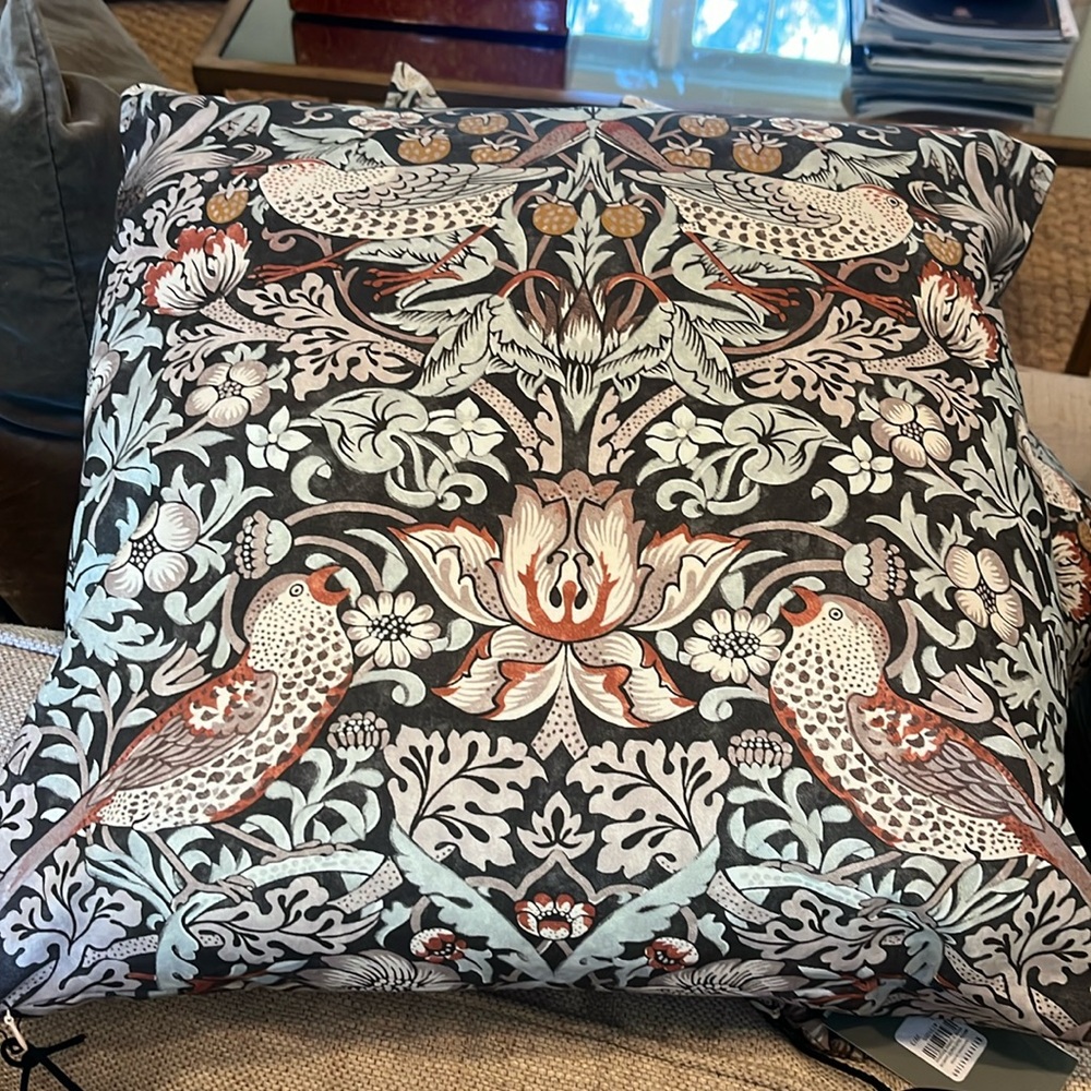 5 Morris & Co 20x20 Pillow Covers Strawberry Thief Gunmetal & Current & Inserts